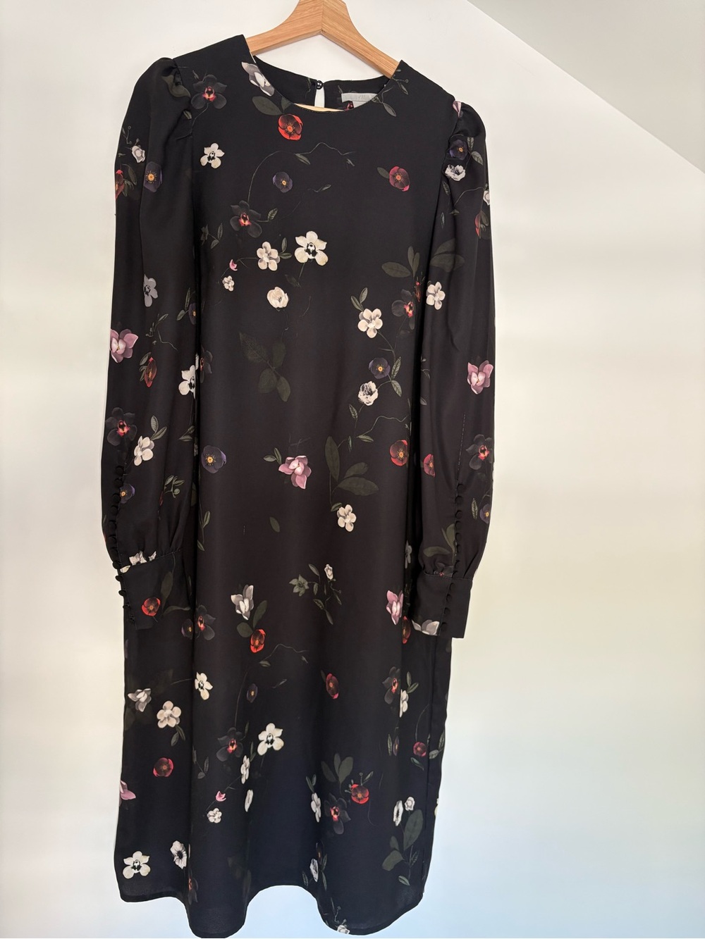 H&M Black Floral Long-Sleeve Midi Dress